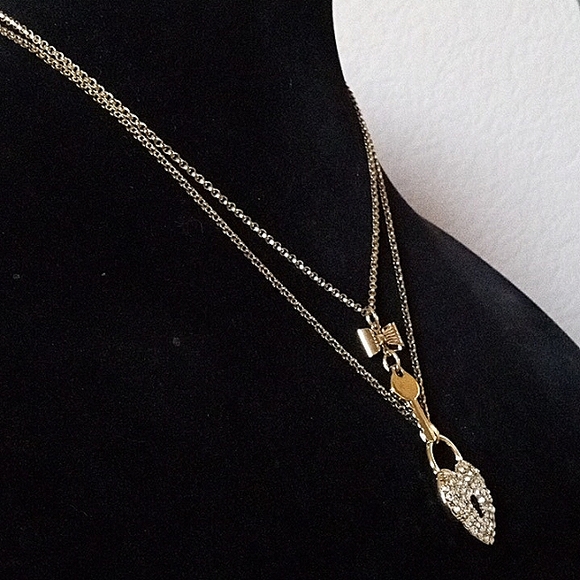 Vintage BETSEY JOHNSON Be My Valentine Heart Lock & Key Layered Necklace. - Picture 5 of 10